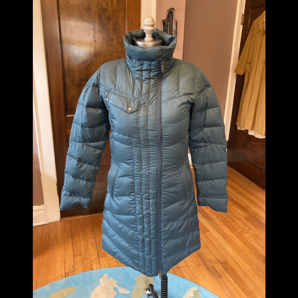 Nau blue cocoon down puffer coat sz S zips/pockets